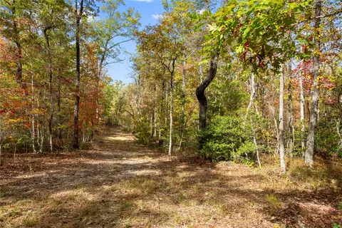 494 Old Bear Ln, Mountain Rest, SC 29664