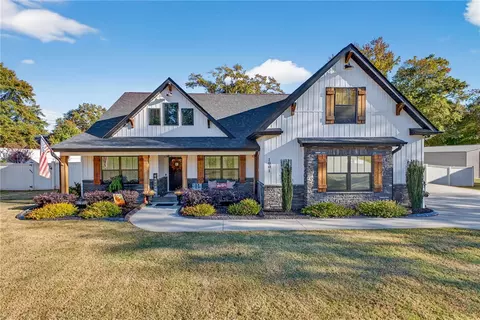 1001 White Oak Dr, Anderson, SC 29621