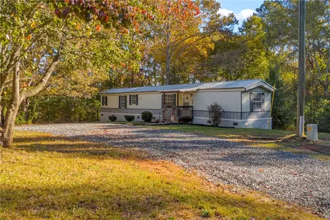222 Sullivan Rd, Walhalla, SC 29691 photo 5