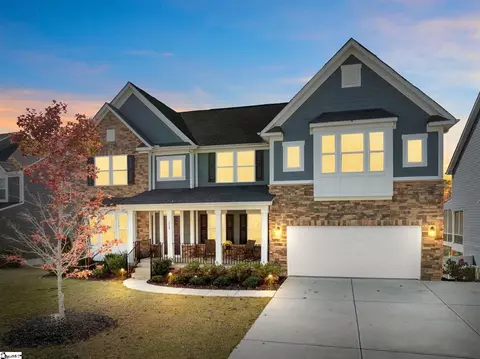 228 Chinook Dr, Greenville, SC 29607