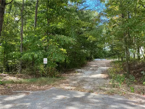 00 April Dr, Seneca, SC 29678 photo 14