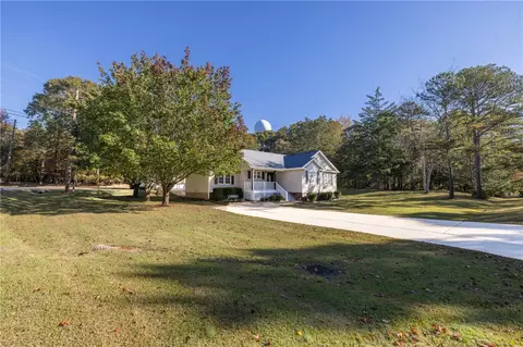 214 Palmer Ln, Westminster, SC 29693