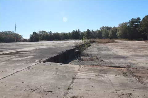 5720 81 Hwy, Starr, SC 29684 photo 9