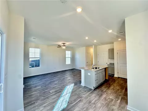 592 Seaborn Cir, Pendleton, SC 29670 photo 9