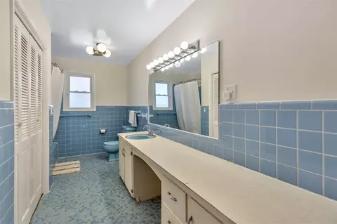 Bath - 113 Soapstone Dr, Starr, SC 29684 photo 1 of 2