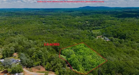 280 Dovehaven Dr, Pickens, SC 29671