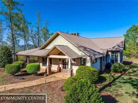 821 Scharlin Dr, Pickens, SC 29671 photo 2
