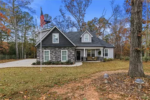 215 Milwee Creek Rd, Pendleton, SC 29670