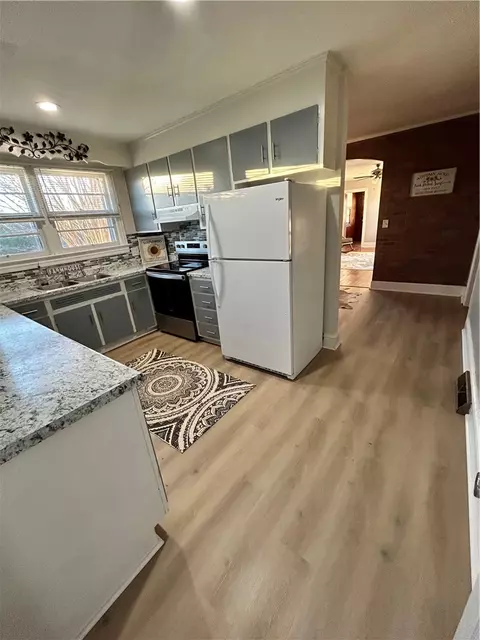 Kitchen - 3300 Earls Bridge Rd, Easley, SC 29640 photo 1 of 3
