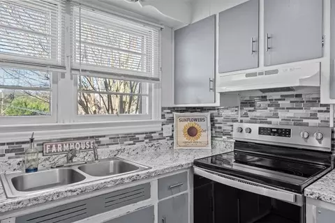 Kitchen - 3300 Earls Bridge Rd, Easley, SC 29640 photo 3 of 3