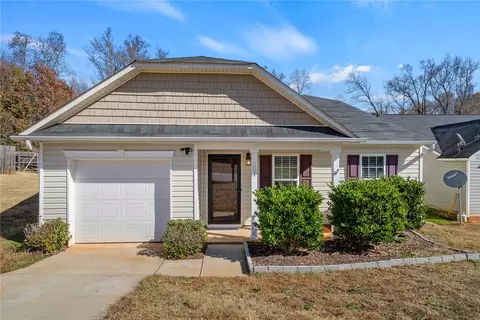 201 Katrina Ct, Piedmont, SC 29673
