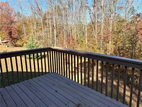Exterior - 450 Cedar Tree Dr, Walhalla, SC 29691 photo 5 of 9