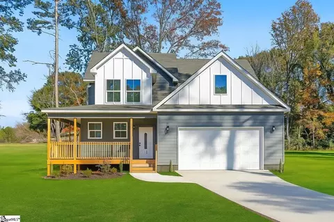 114 Hillcrest Circle Cir, Anderson, SC 29624