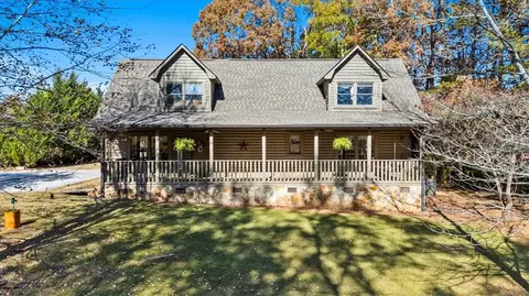 131 Rodeo Dr, Seneca, SC 29678