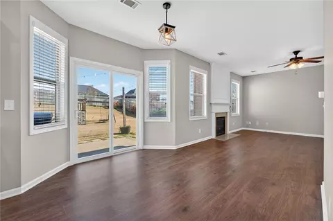 Living - 105 Amherst Way, Easley, SC 29642 photo 5 of 12