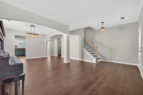 Living - 105 Amherst Way, Easley, SC 29642 photo 2 of 12