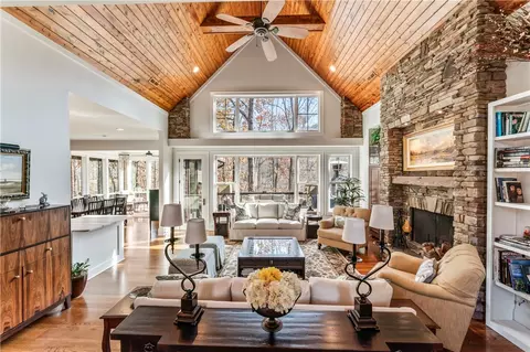 Living - 805 Top Ridge Dr, Sunset, SC 29685 photo 1 of 7