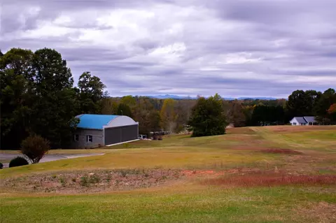 Exterior - 190 Jameson Rd, Easley, SC 29640 photo 2 of 11