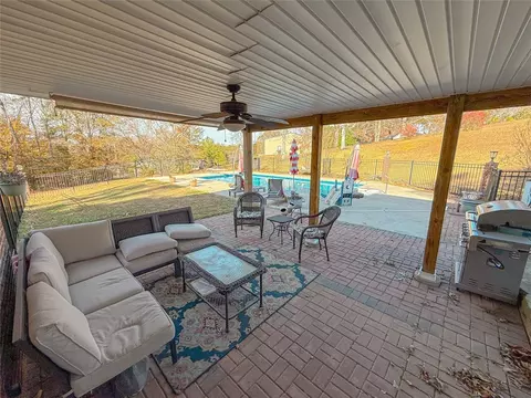 Exterior - 190 Jameson Rd, Easley, SC 29640 photo 8 of 11