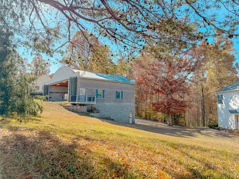 Exterior - 190 Jameson Rd, Easley, SC 29640 photo 4 of 11