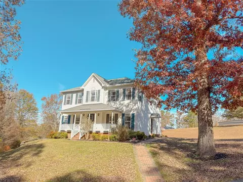 Exterior - 190 Jameson Rd, Easley, SC 29640 photo 1 of 11