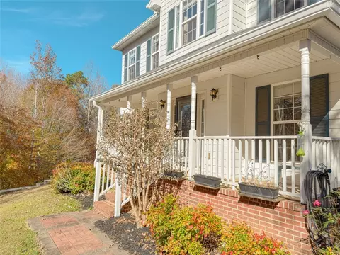Exterior - 190 Jameson Rd, Easley, SC 29640 photo 5 of 11