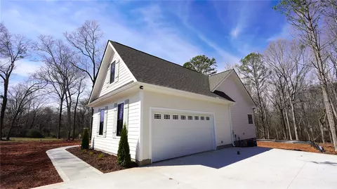 1001 Five Forks Rd, Pendleton, SC 29670 photo 2
