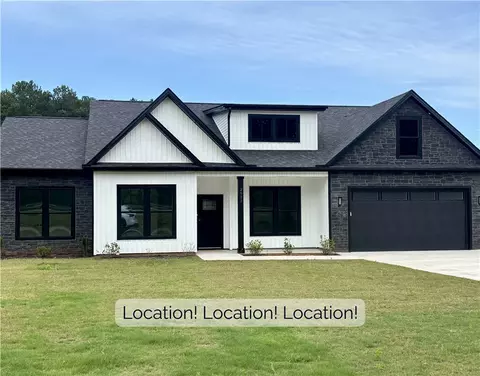 2923 Old Greenville Hwy, Central, SC 29630