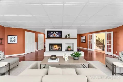 Living - 511 Shorecrest Dr, Clemson, SC 29631 photo 3 of 5