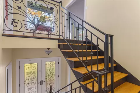 Entry Way - 511 Shorecrest Dr, Clemson, SC 29631 photo 1 of 4
