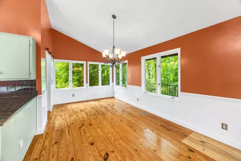 Dining - 511 Shorecrest Dr, Clemson, SC 29631 photo 2 of 2