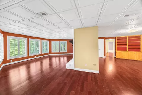 Living - 511 Shorecrest Dr, Clemson, SC 29631 photo 5 of 5