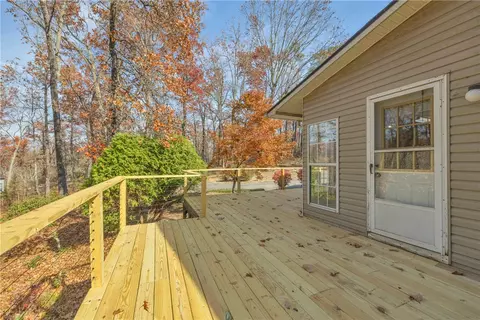 116 Wren Ln, Pickens, SC 29671 photo 6