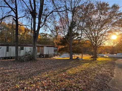 208 Hedge St, Central, SC 29630 photo 5