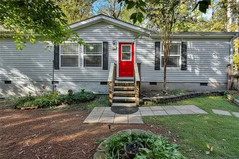 234 Blackjack Cove Rd, Westminster, SC 29693