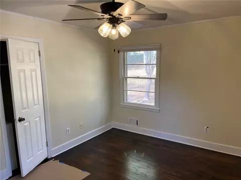 Bedroom - 207 Skyview Dr, Clemson, SC 29631 photo 2 of 5