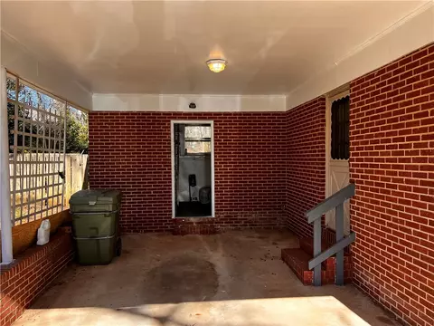 Exterior - 207 Skyview Dr, Clemson, SC 29631 photo 1 of 3