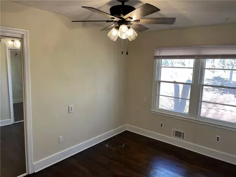 Bedroom - 207 Skyview Dr, Clemson, SC 29631 photo 4 of 5