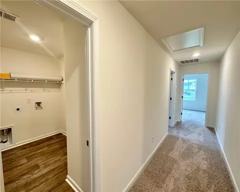 Entry Way - 571 Seaborn Cir, Pendleton, SC 29670 photo 6 of 7