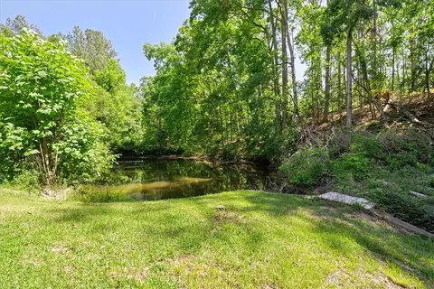1122 Cox Rd, Anderson, SC 29621 photo 2