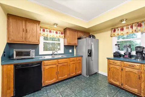 1122 Cox Rd, Anderson, SC 29621 photo 4