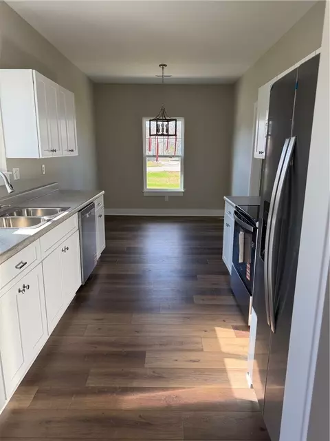 Kitchen - 2 Heyward Ave, Honea Path, SC 29654 photo 1 of 1