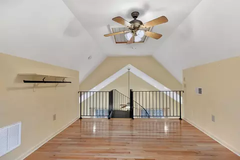 Entry Way - 237 Capps Rd, Fair Play, SC 29643 photo 3 of 3