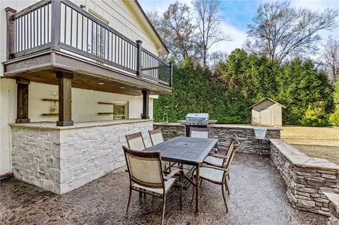 Exterior - 615 Spring Forest Dr, Central, SC 29630 photo 4 of 14