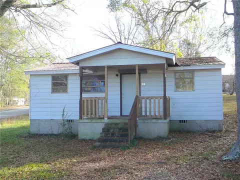 201 U St, Honea Path, SC 29654 photo 2