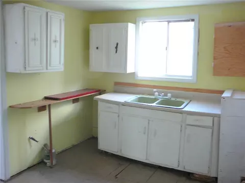 201 U St, Honea Path, SC 29654 photo 4