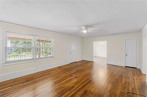 208 Gaines St, Central, SC 29630 photo 8