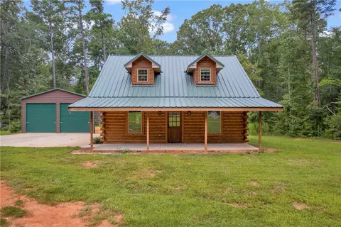 280 Shore Crest Dr, Martin, GA 30557