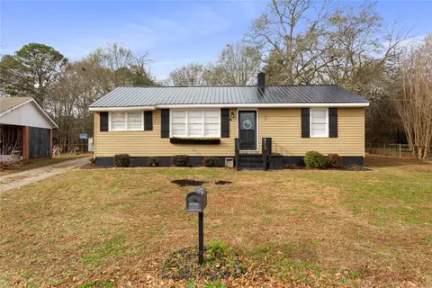12 Tasha Dr, Pelzer, SC 29669