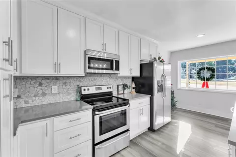 Kitchen - 619 Spearman Rd, Pelzer, SC 29669 photo 1 of 3